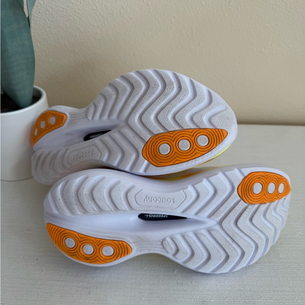 Saucony Endorphin White and Orange Running Sneakers - Picture 15 of 16